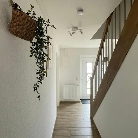 Haus Kirchwarfenweg * Wirdum